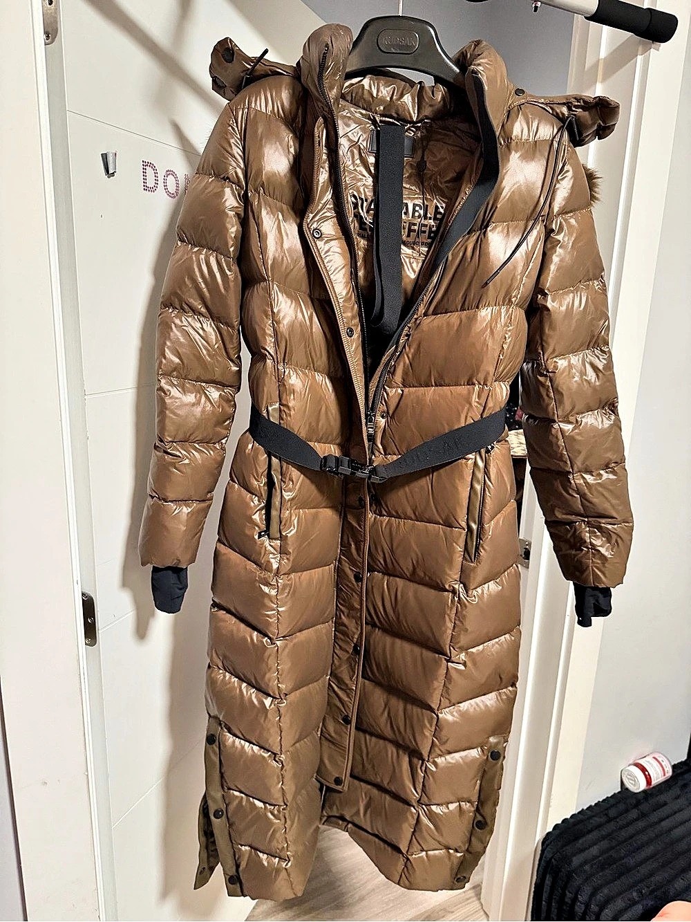 SAM. Sustainable Fitted Puffer. Fitted Puffer Coat in Brown Like New